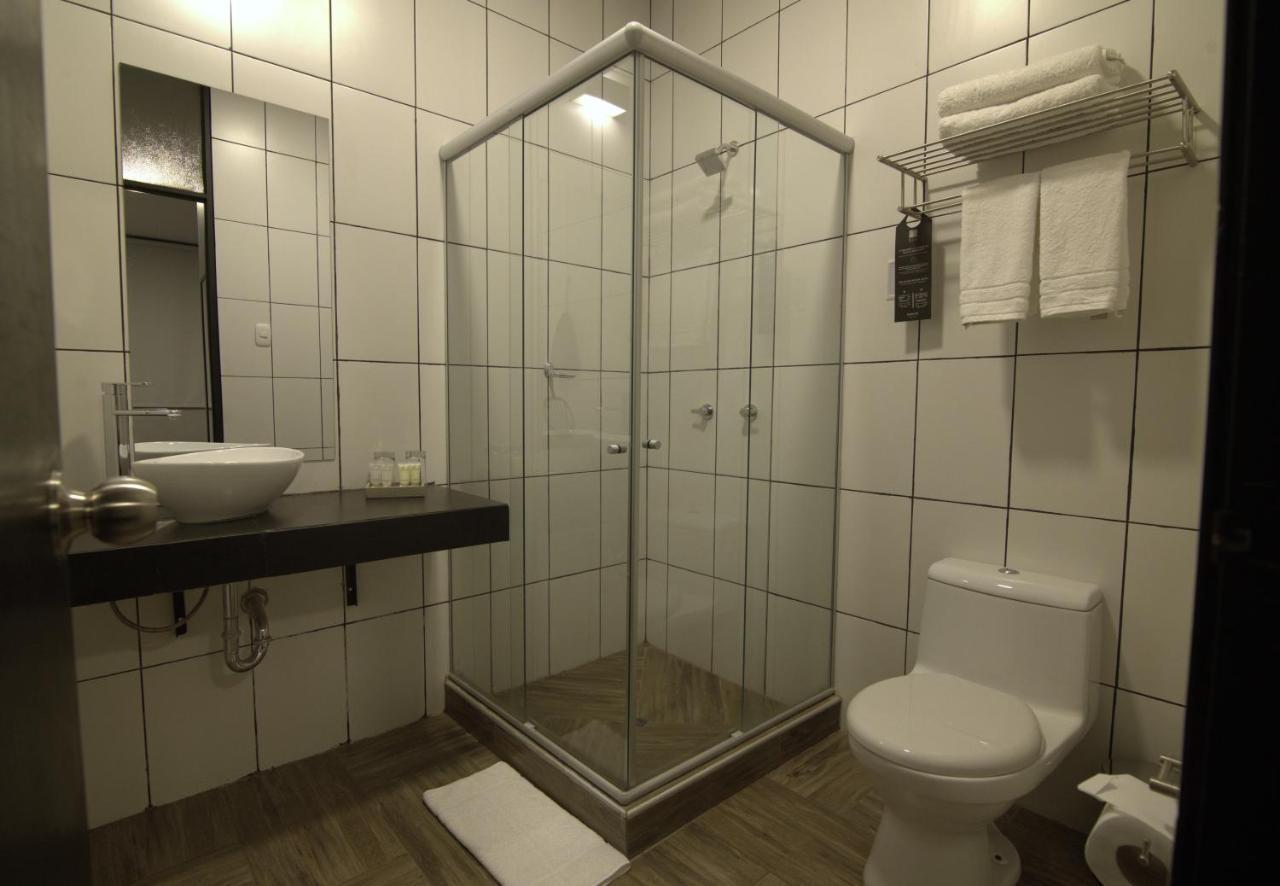 Rua Hoteles Piura Bagian luar foto